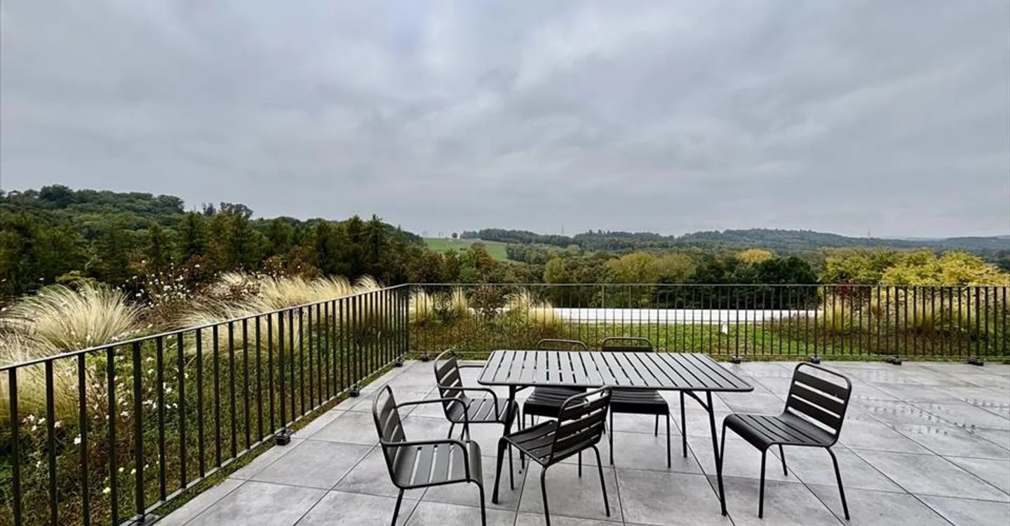 Office space for rent - Photo 4 of 12