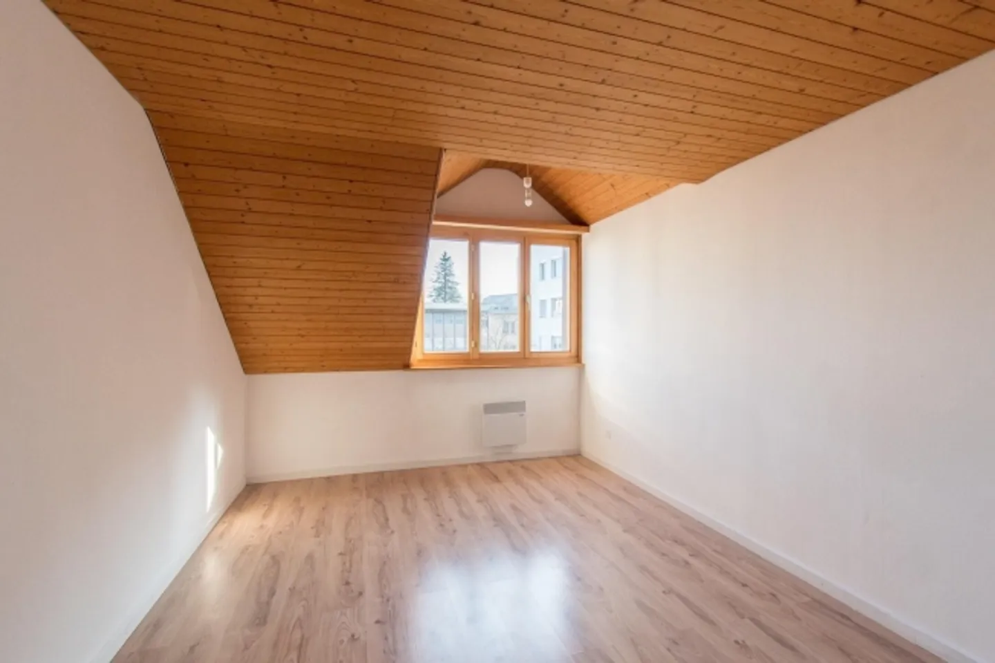 Appartement confortable de 3,5 pièces dans un emplacement central - Photo 11 sur 13