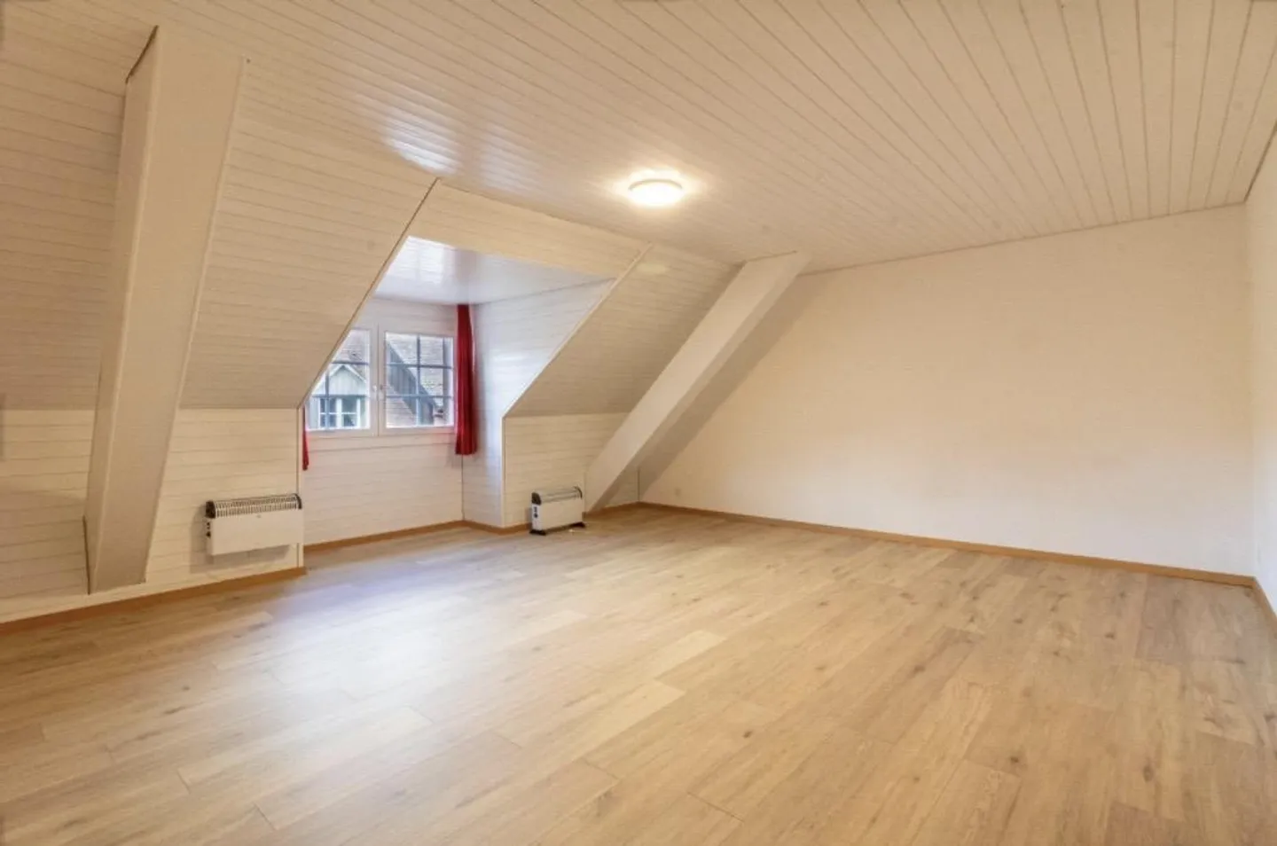 Appartement élégant directement dans la vieille ville de Laufenburg - Photo 3 sur 7