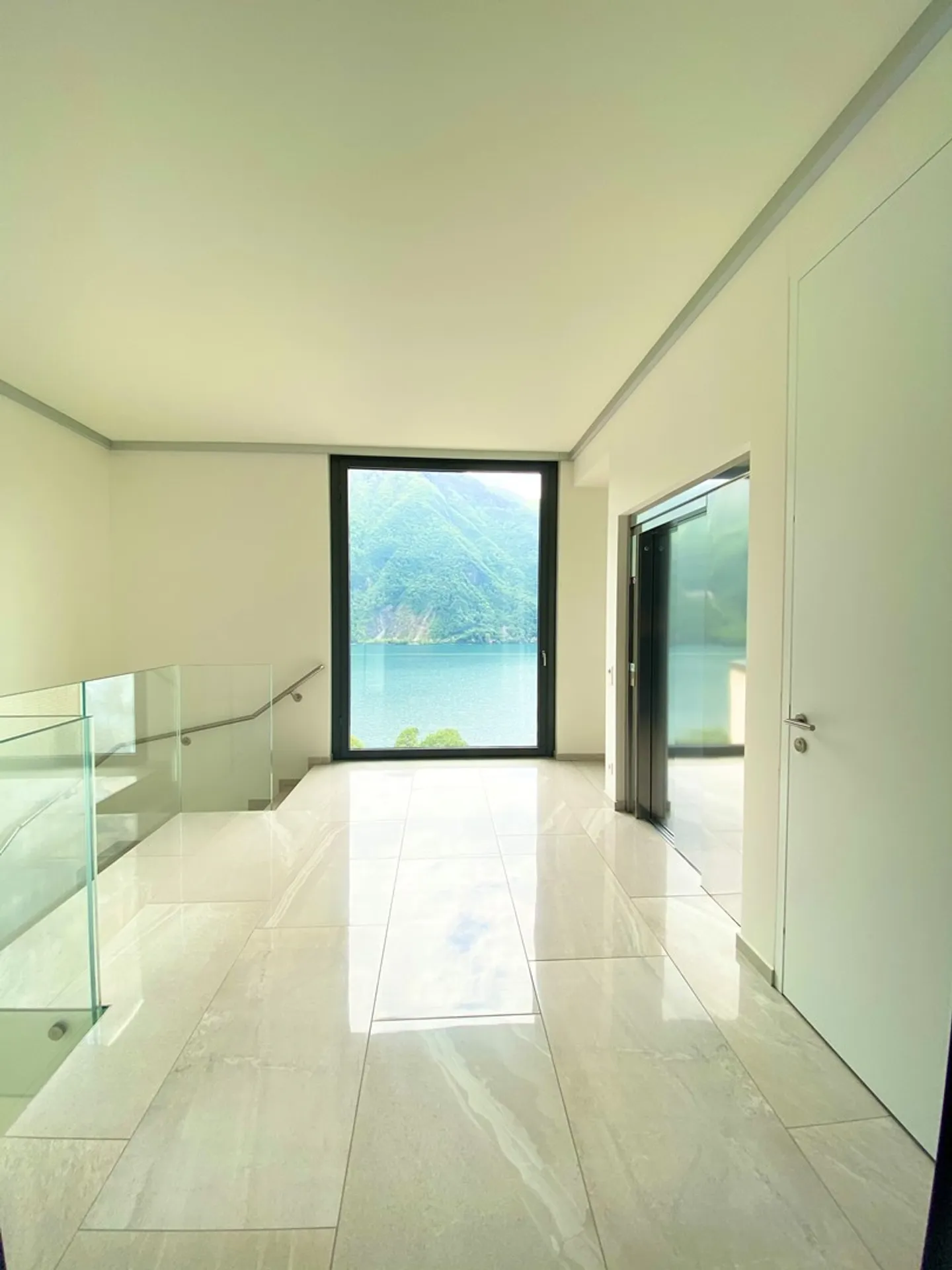 Villa de Luxe avec Vue Lac - Photo 31 sur 34