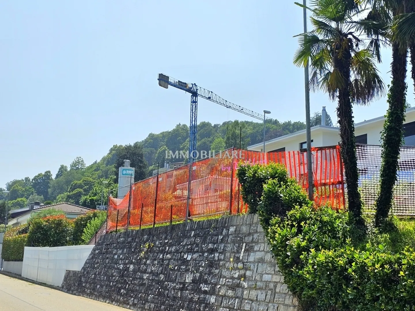 Terreno edificabile per una villa su 3 piani ad Agra  Collina dOro - Foto 13 di 13