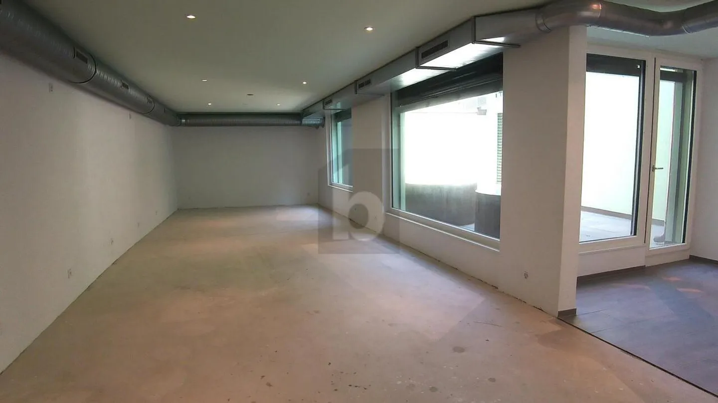 IDÉAL POUR COIFFEUR OU COSMÉTIQUE, CENTRAL - Photo 2 sur 6