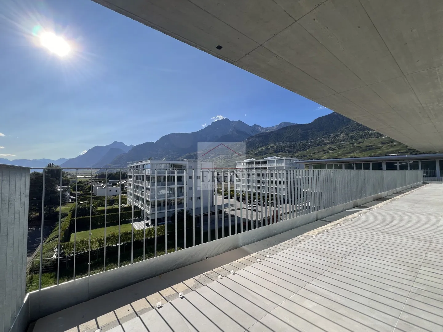 Appartamento attico straordinario 4,5 nuovo con vista panoramica e terrazza sud-ovest di 55 m2 - Foto 14 di 22