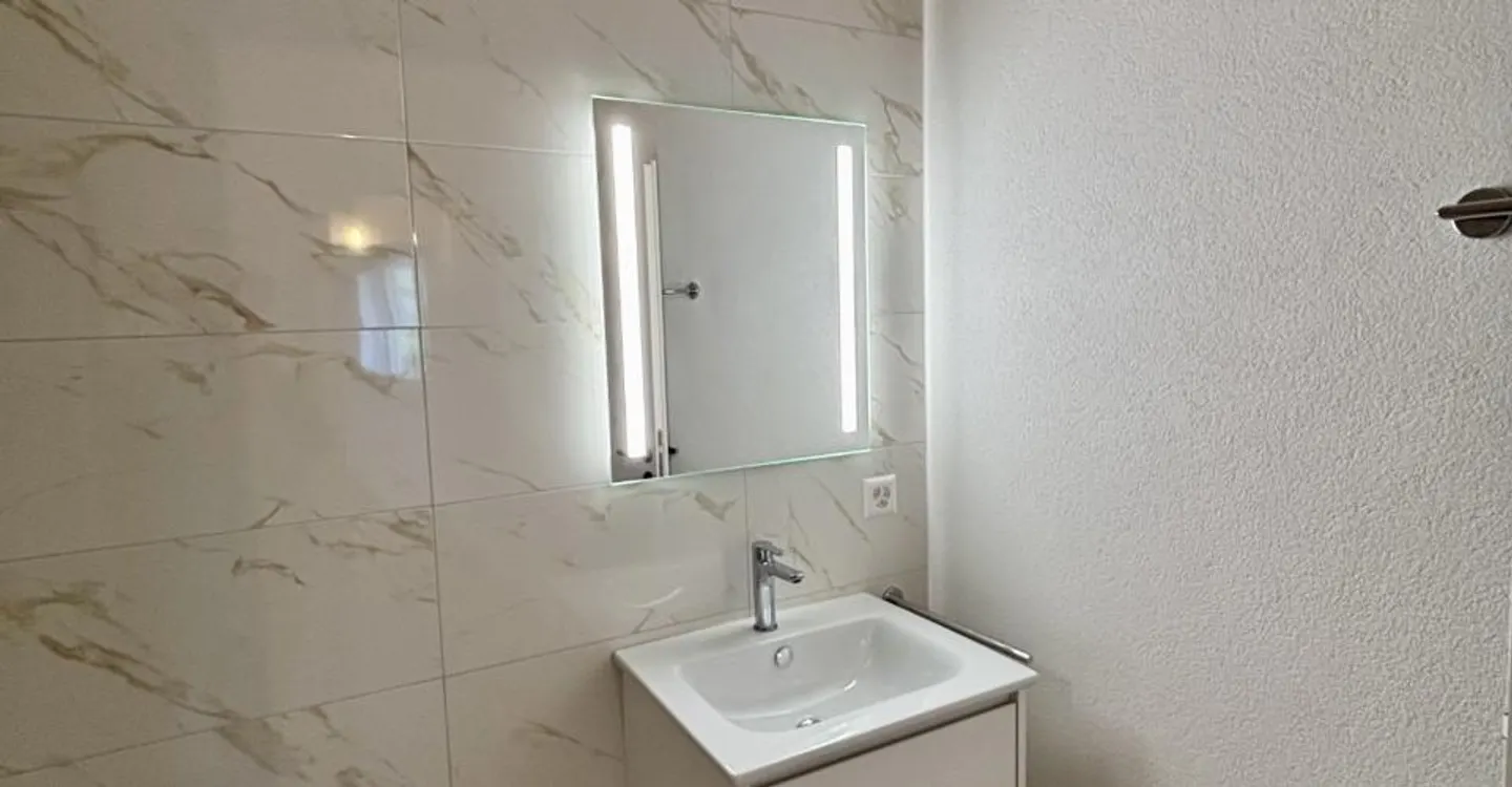 4.5 Room Apartment and Studio for Commercial Use - Photo 25 of 27