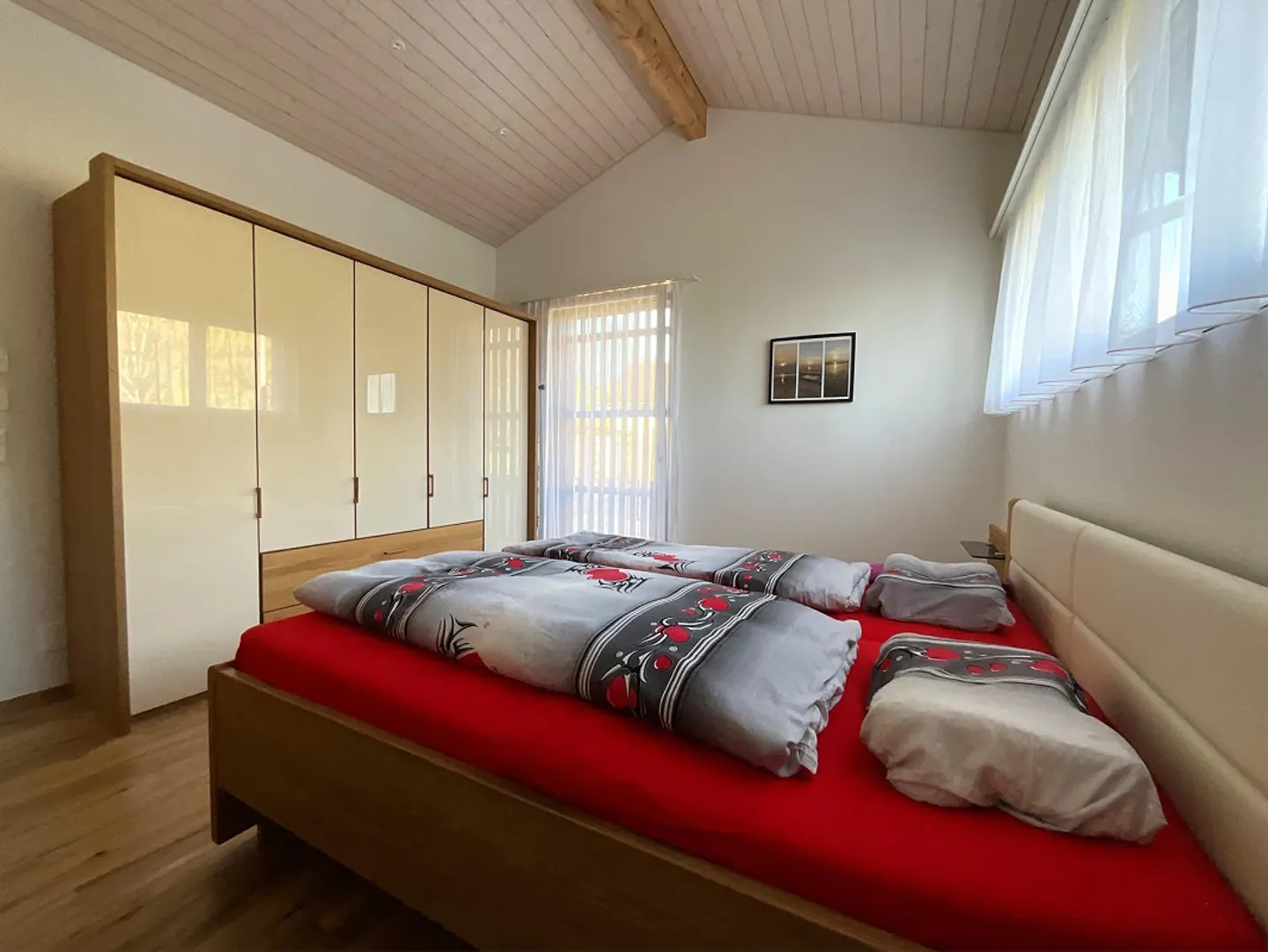 Modernes, lichtdurchflutetes, freistehendes Einfamilienhaus - Foto 7 von 12