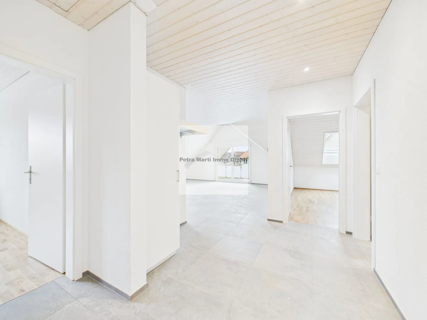 Appartamento attico 3.5 stanze - Foto 8 di 16