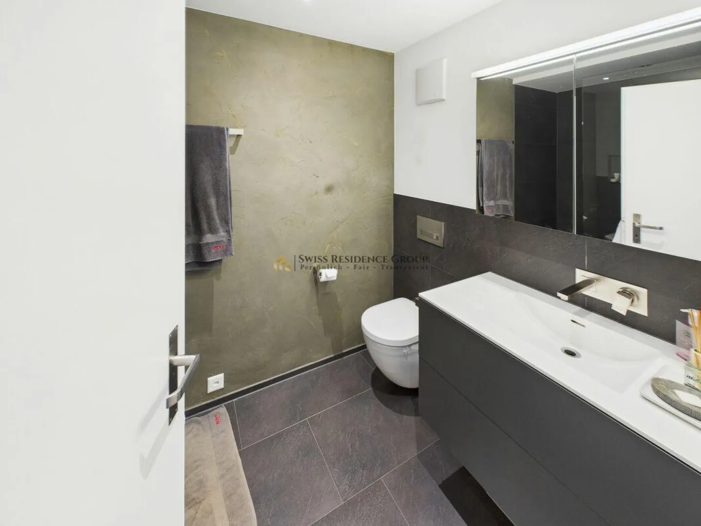 Elegance, comfort and stylish living quality - Photo 10 of 11