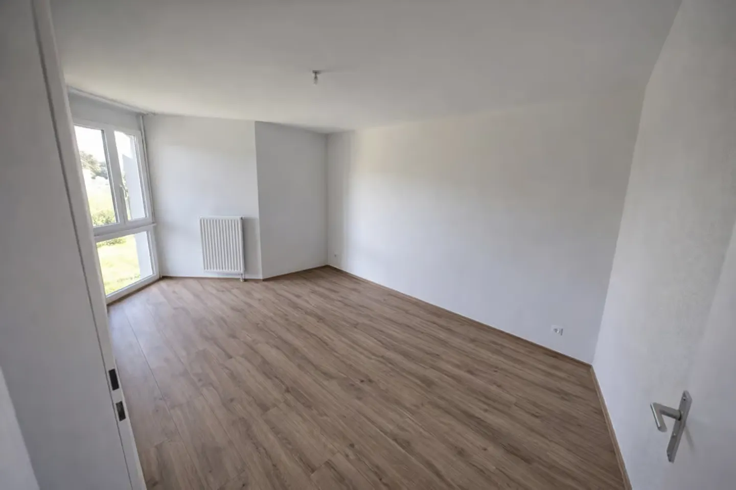 DISPONIBILE IMMEDIATAMENTE - Appartamento di 4,5 locali - 118 m² - Vista Moléson - Completamente ristrutturato - Foto 2 di 7