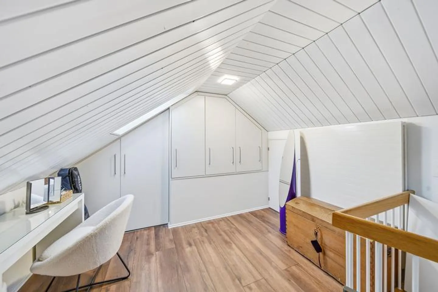 Confort de vie sur deux niveaux - Maisonette de 4,5 pièces à quelques minutes de la ville - Photo 7 sur 9