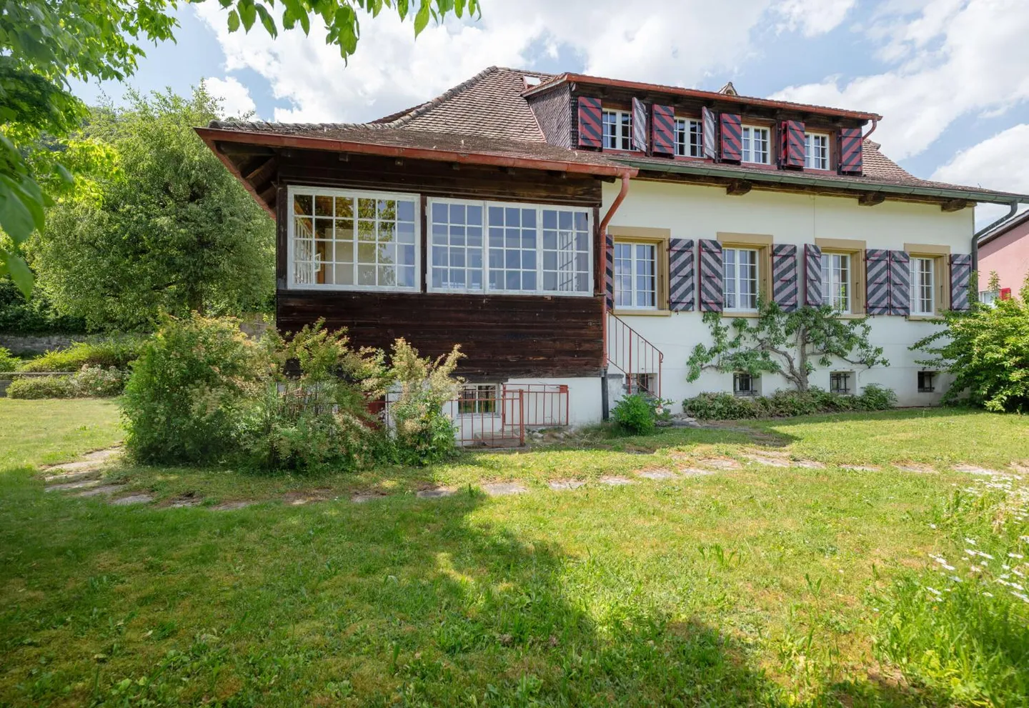 Maison 7.5 pièces - Photo 2 sur 13