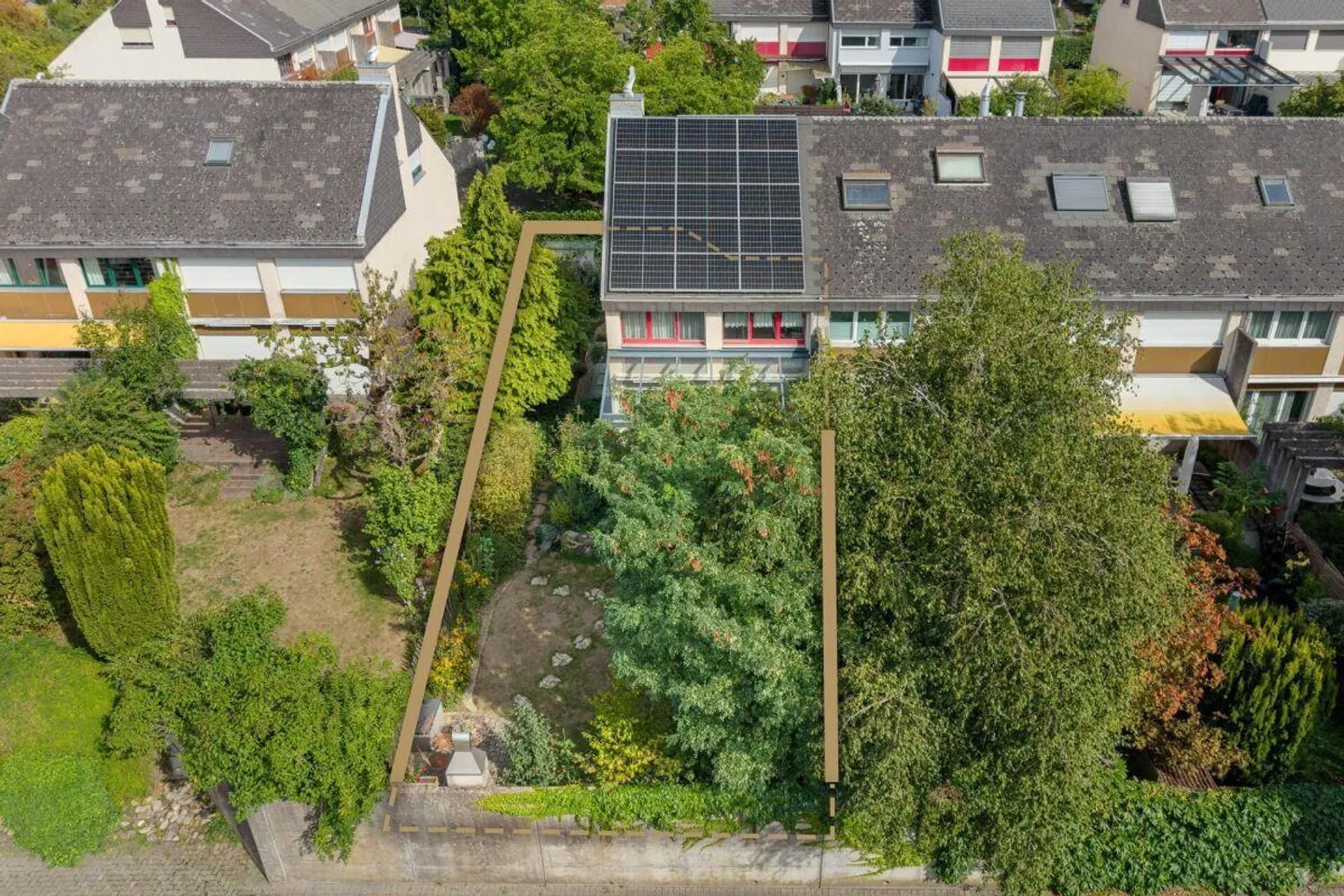 6.5-Zimmer-Eck-Einfamilienhaus mit grosszügigem Garten an familienf... - Foto 17 di 18