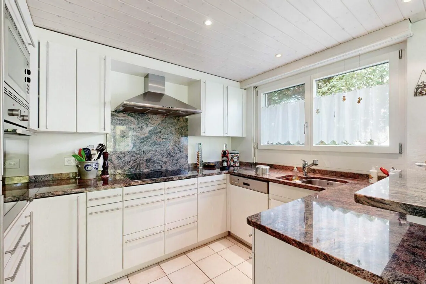 6.5-Zimmer-Eck-Einfamilienhaus mit grosszügigem Garten an familienf... - Foto 11 di 18