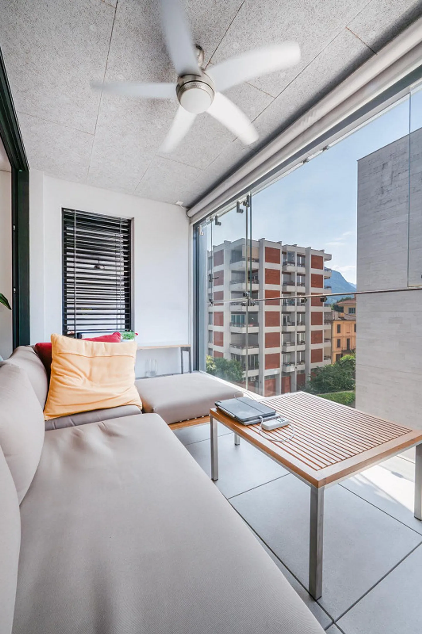 2.5 Room Apartment in Lugano - Photo 8 of 12