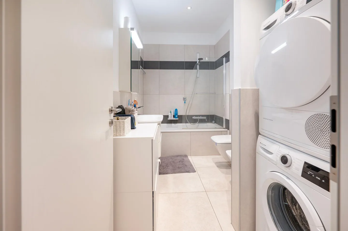 2.5 Room Apartment in Lugano - Photo 11 of 12