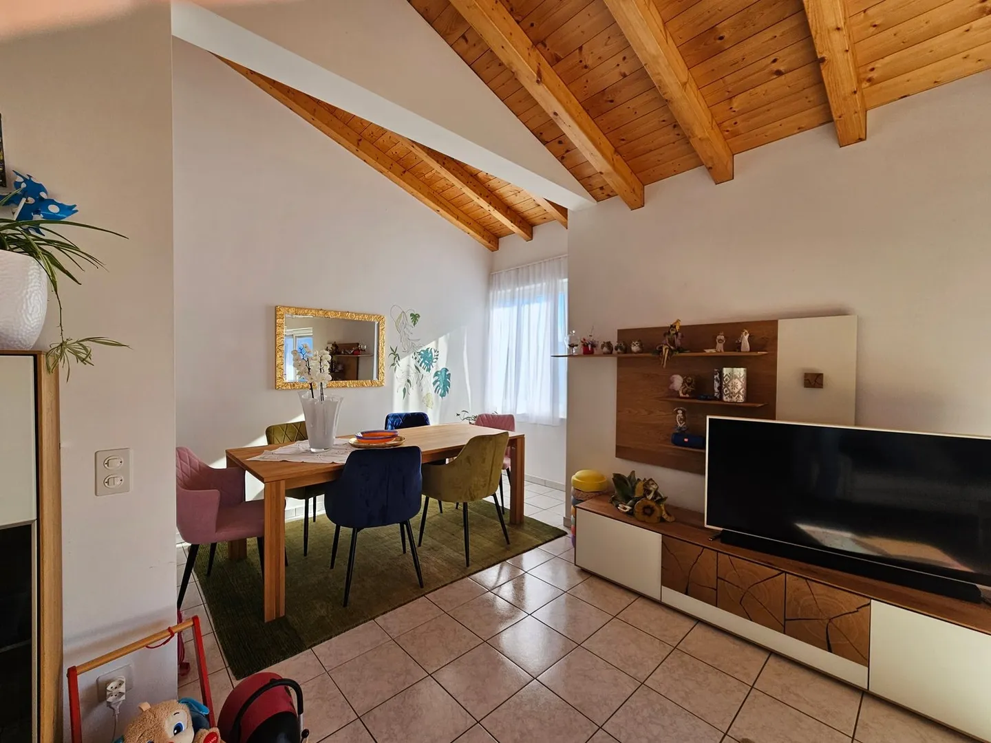 Vernate: Faszinierendes Doppelhaus mit bezauberndem Seeblick - Foto 5 von 21