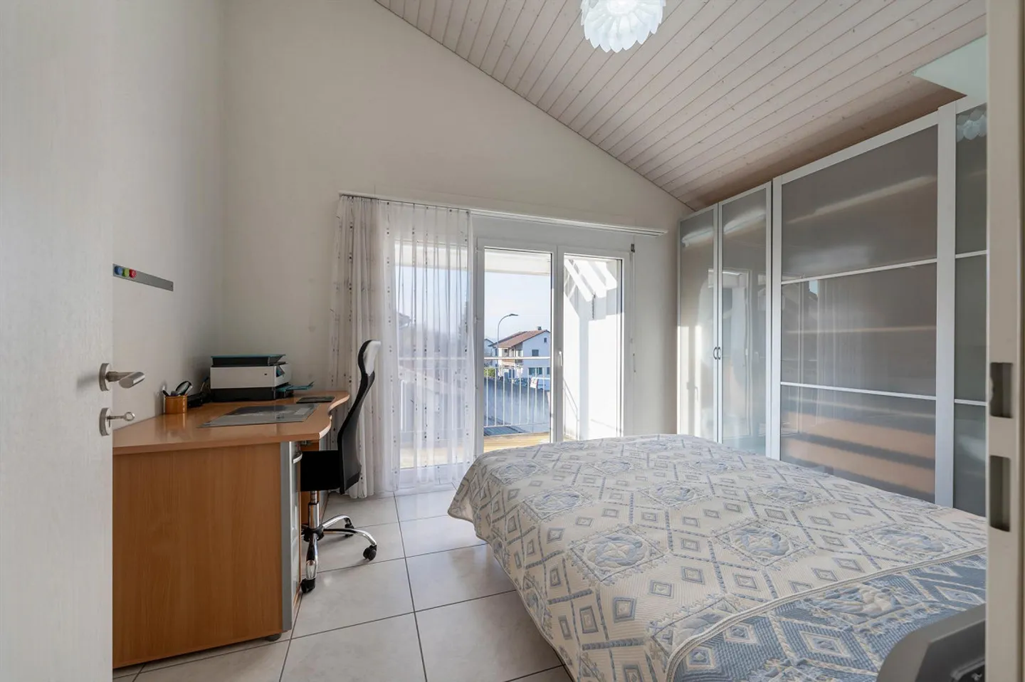 Charmantes Doppeleinfamilienhaus in zentraler Lage - Foto 6 von 13