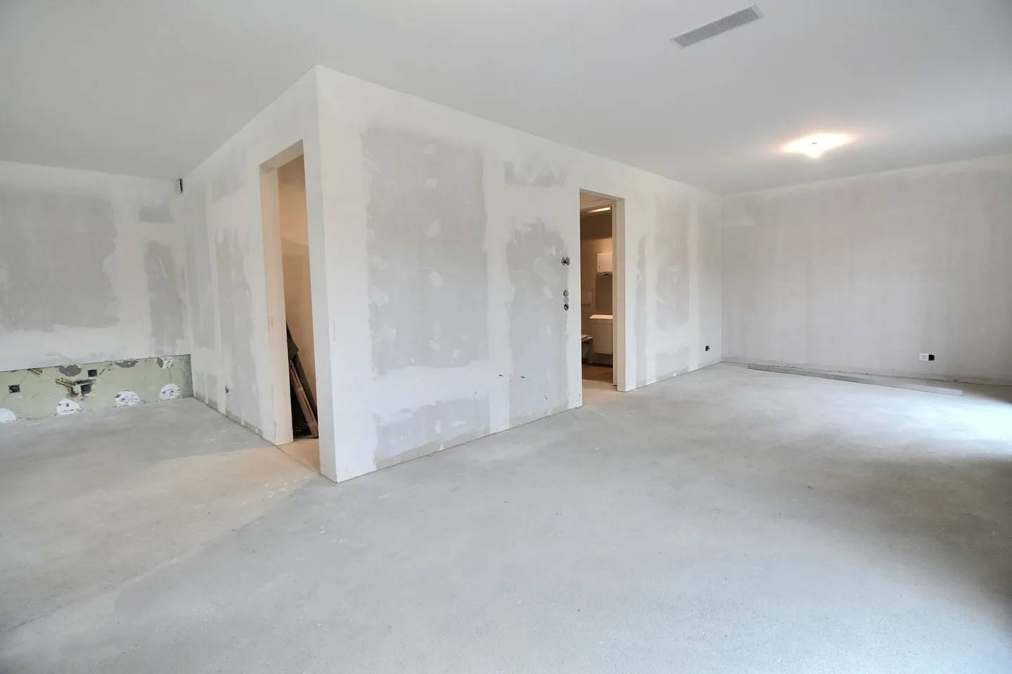 Affitta i tuoi uffici o negozi in un ambiente moderno e sostenibile! - Foto 5 di 9