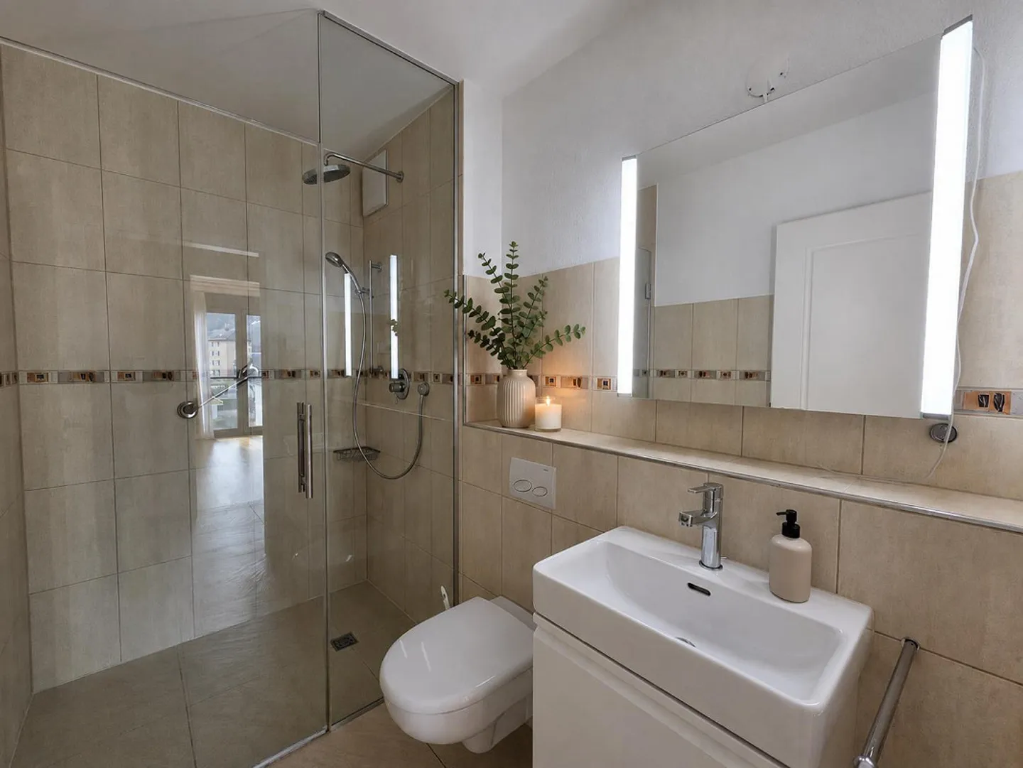 Geräumige Wohnung in ruhiger Lage - Foto 10 von 11
