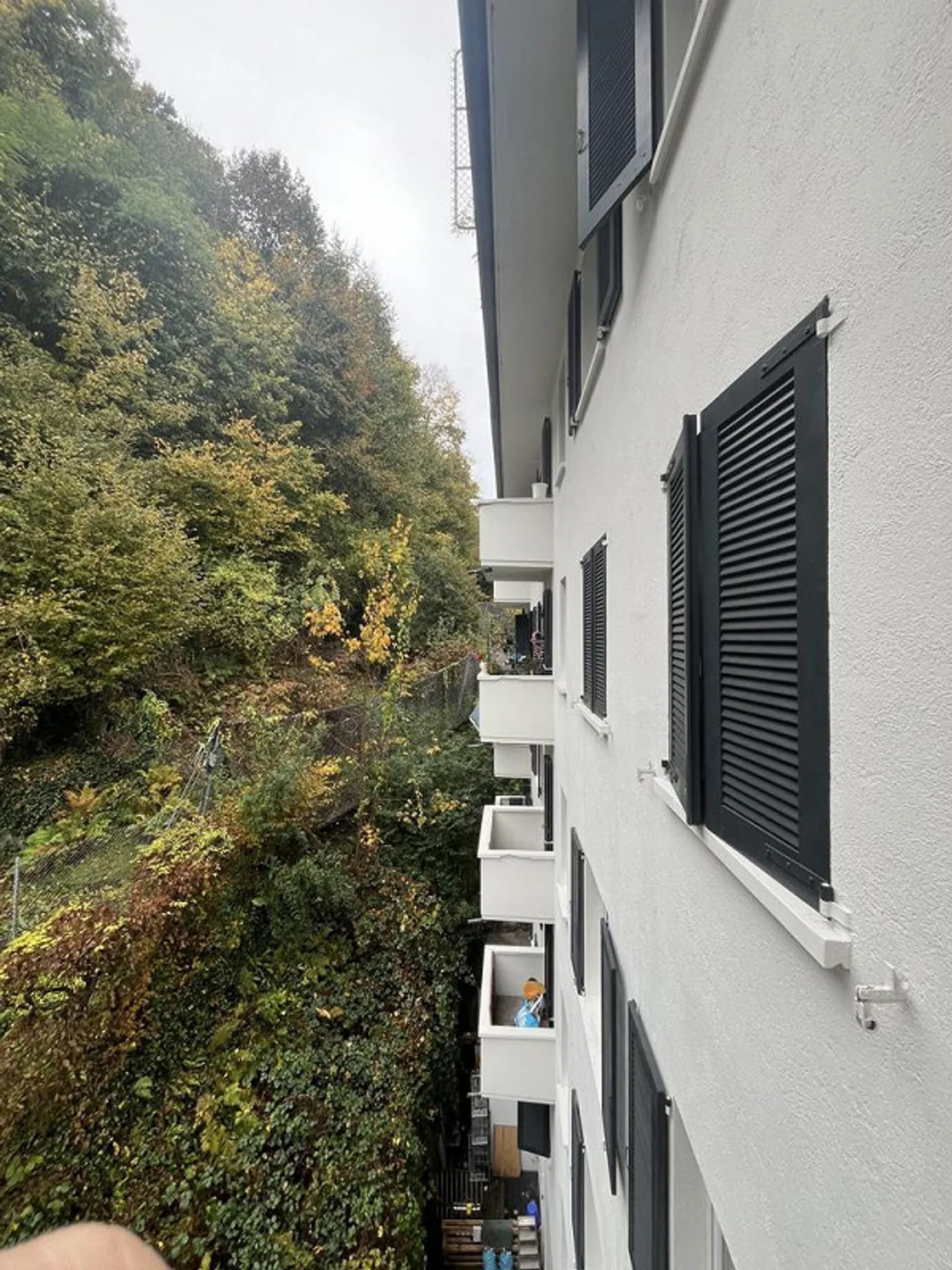 Bright and modern equipped 3-room apartment with balcony - Photo 4 of 5