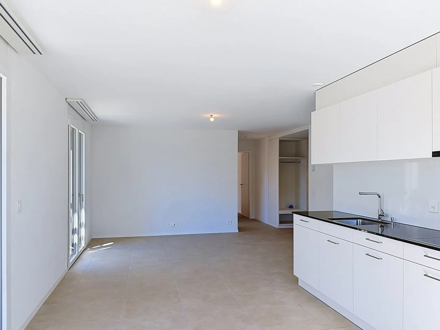 Apartment for rent - Photo 6 of 7