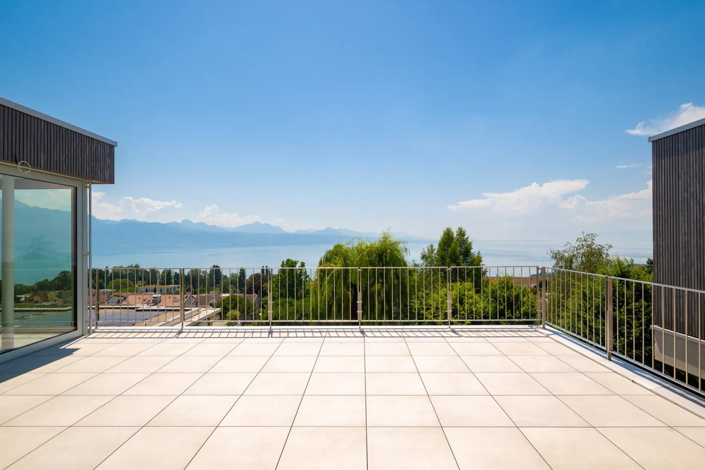 New villa with spectacular panorama over the Lake in Lutry - Photo 2 of 8