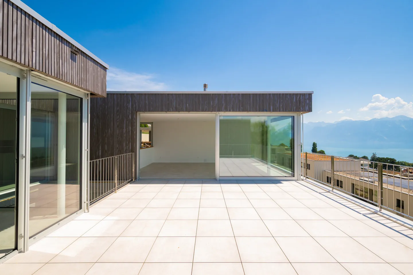 New villa with spectacular panorama over the Lake in Lutry - Photo 3 of 8