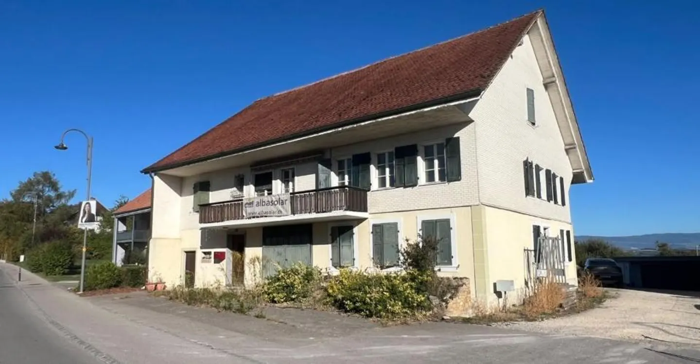 Characterful Vaud Farm with Significant Transformation Potential - Photo 1 of 3