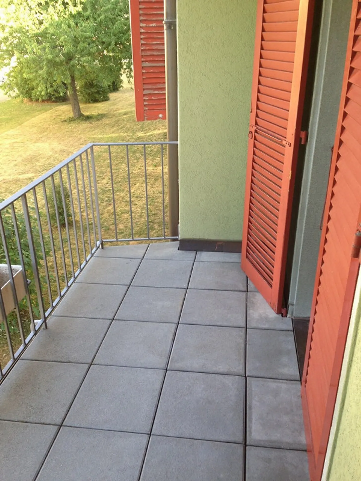 Super renovated 2.5 room apartment in a quiet location - Photo 15 of 20