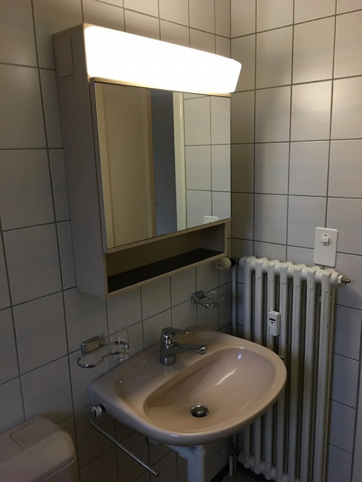 Super renovated 2.5 room apartment in a quiet location - Photo 14 of 20