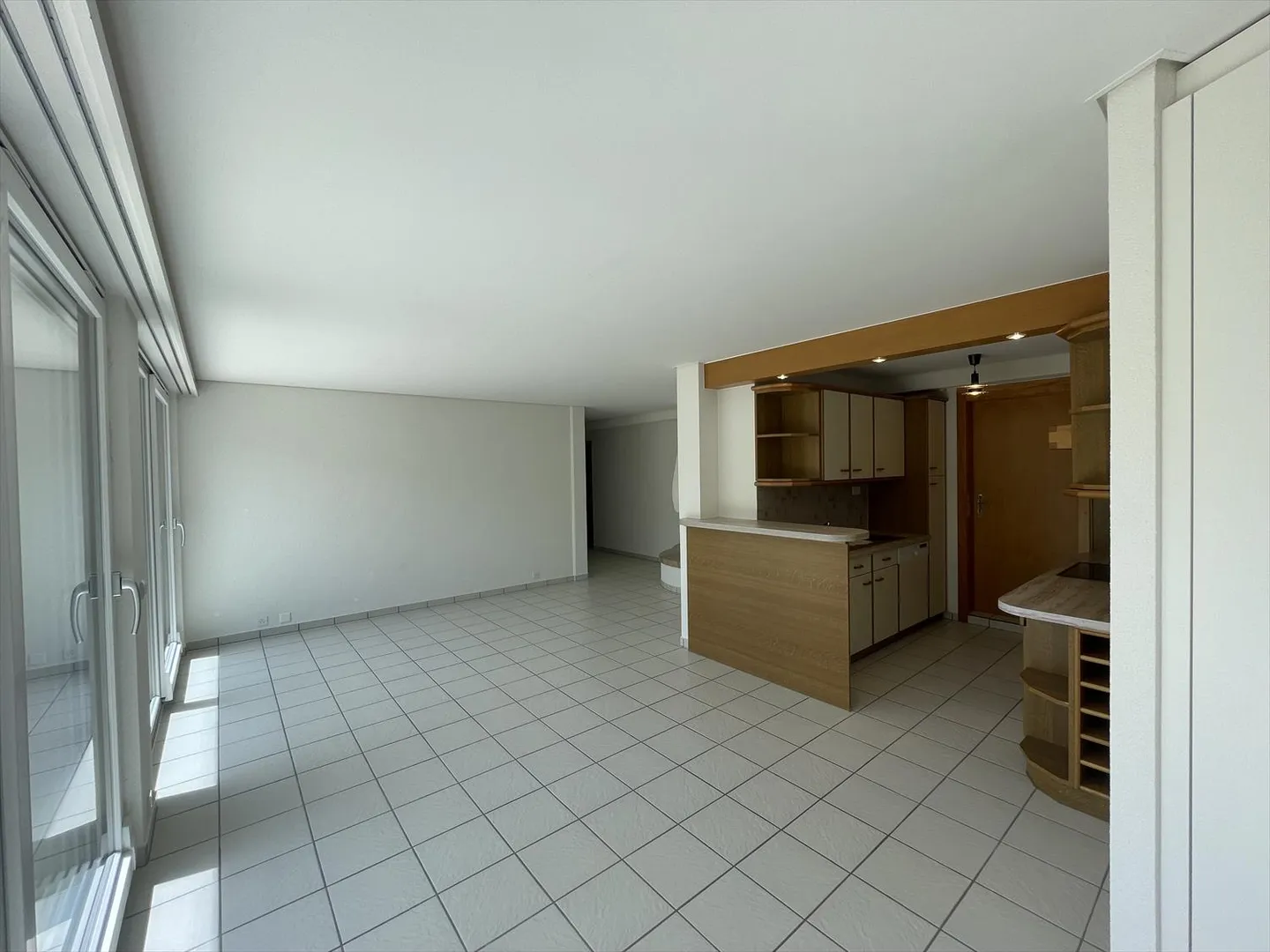 Appartamento con terrazza 3.5 stanze - Foto 3 di 9