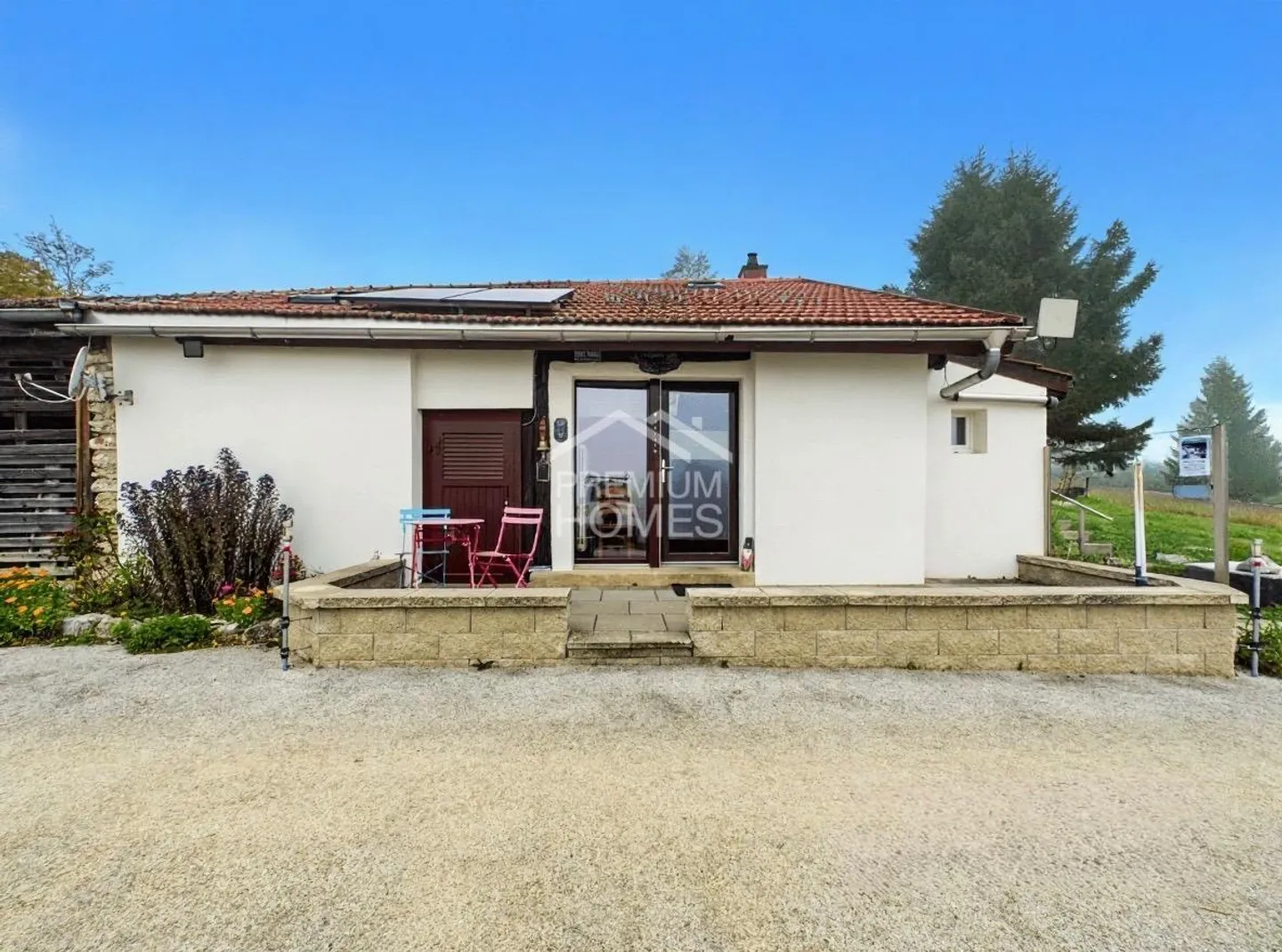 Chalet with panoramic view - Photo 1 of 12
