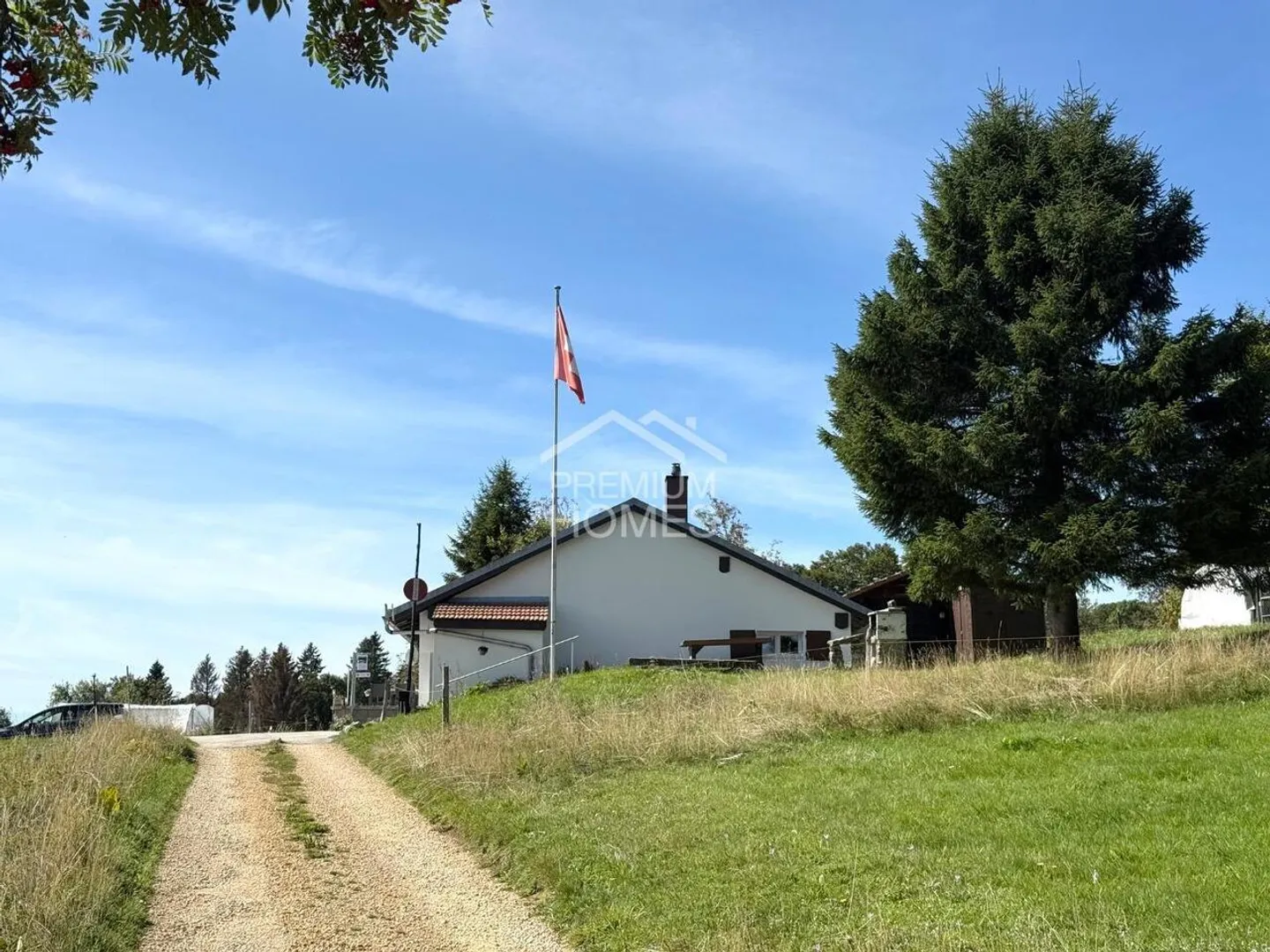 Chalet with panoramic view - Photo 2 of 12