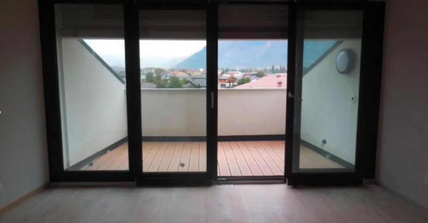 Triplex with private elevator in a beautiful environment. Finishes at the buyer's discretion - Photo 7 of 18