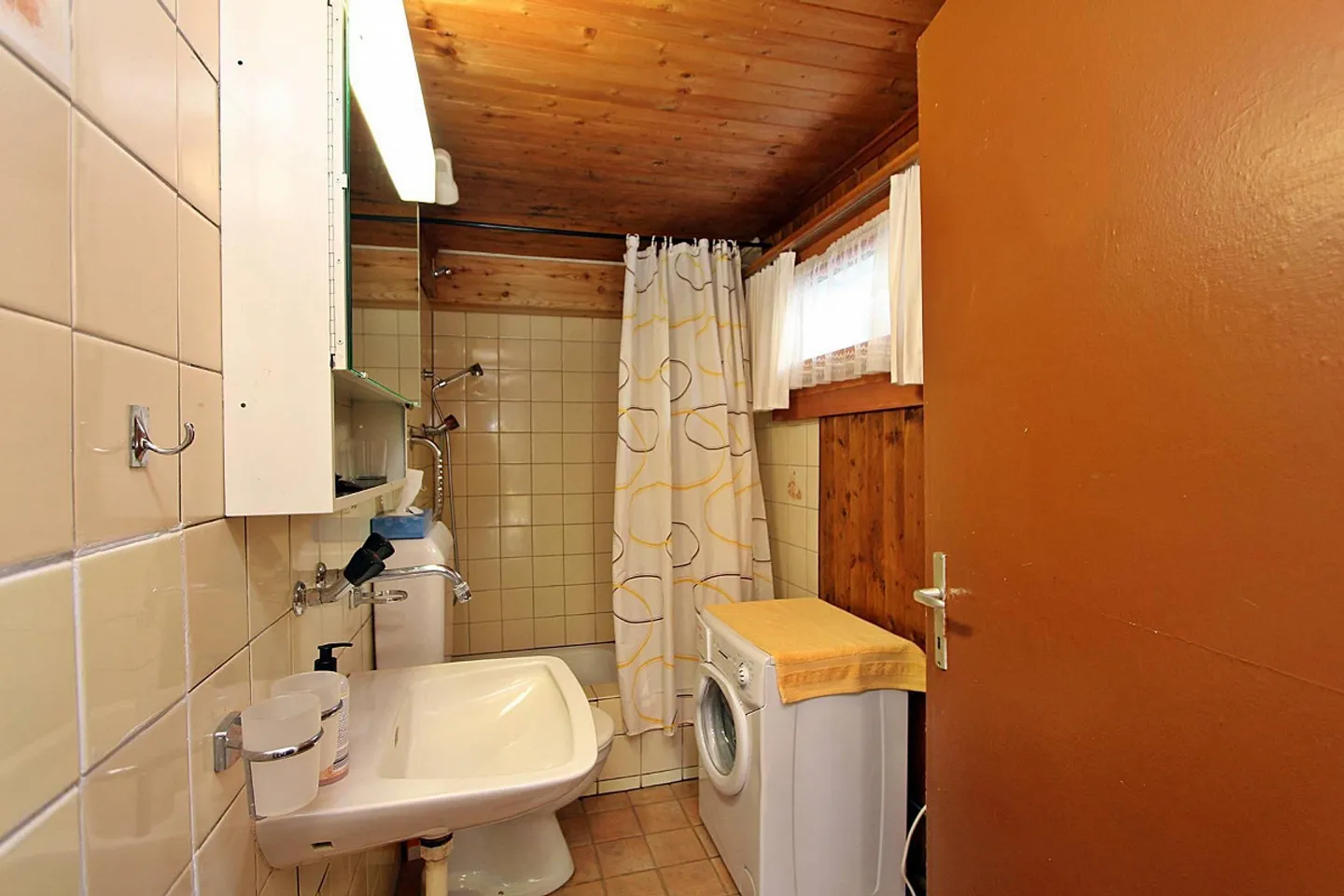 Semi-Detached House - Cunter - Photo 7 of 13