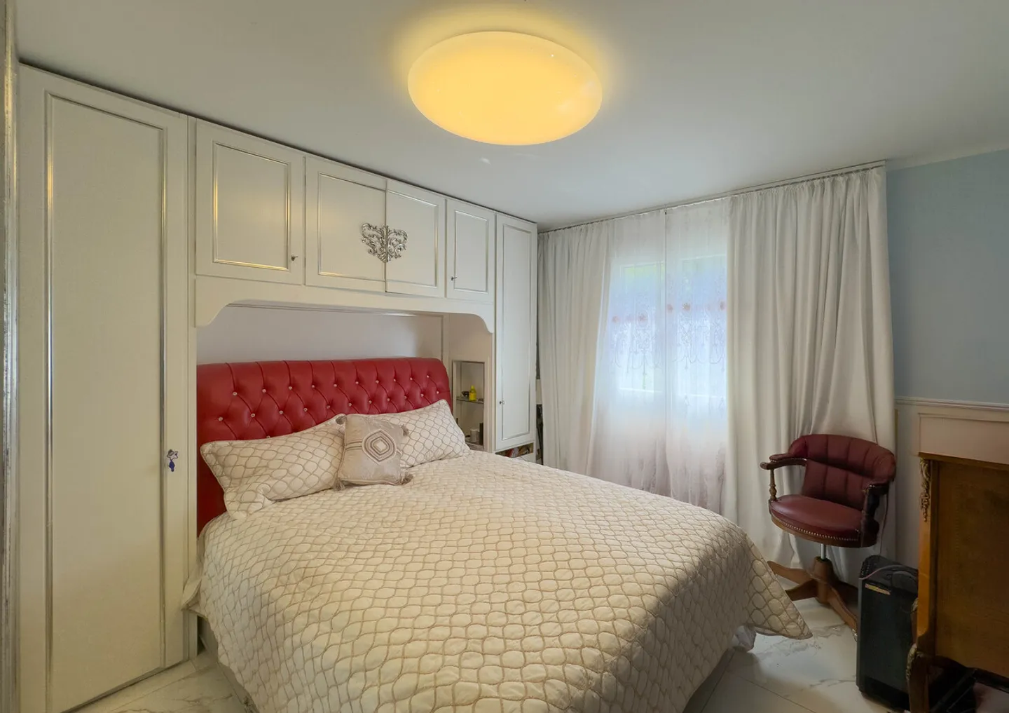 House with large garden in Figino, a short distance from the lake - Photo 2 of 14