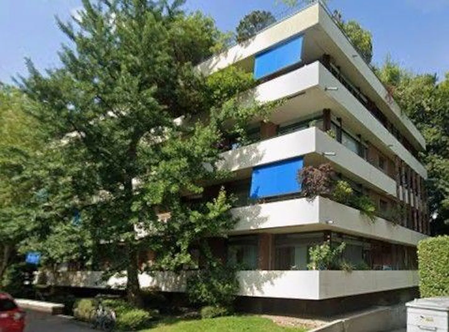 Auction Apartment with Parking - Photo 1 of 13