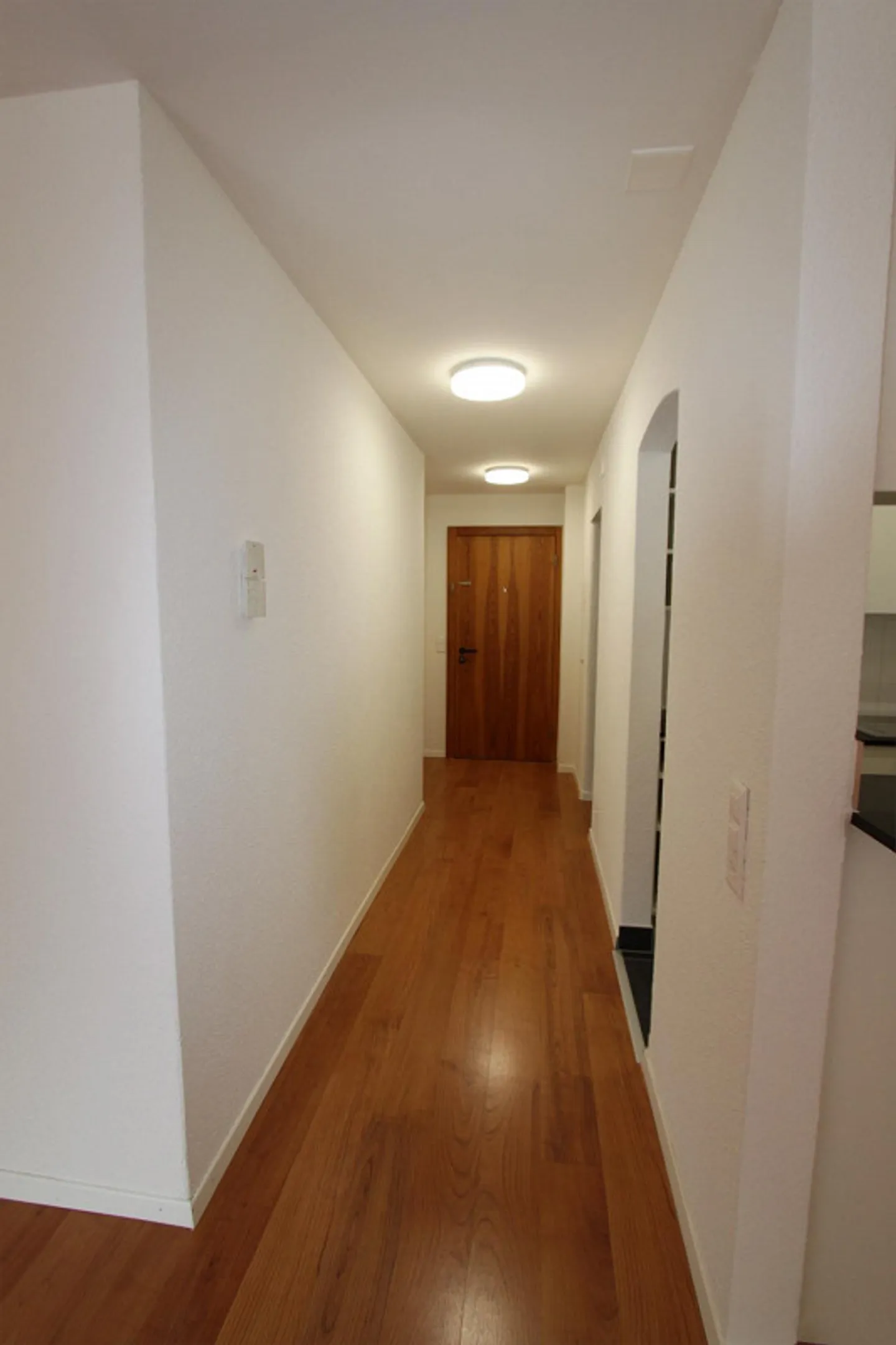 grande e luminosa appartamento di 1 1/2 stanze nel centro storico - Foto 6 di 10