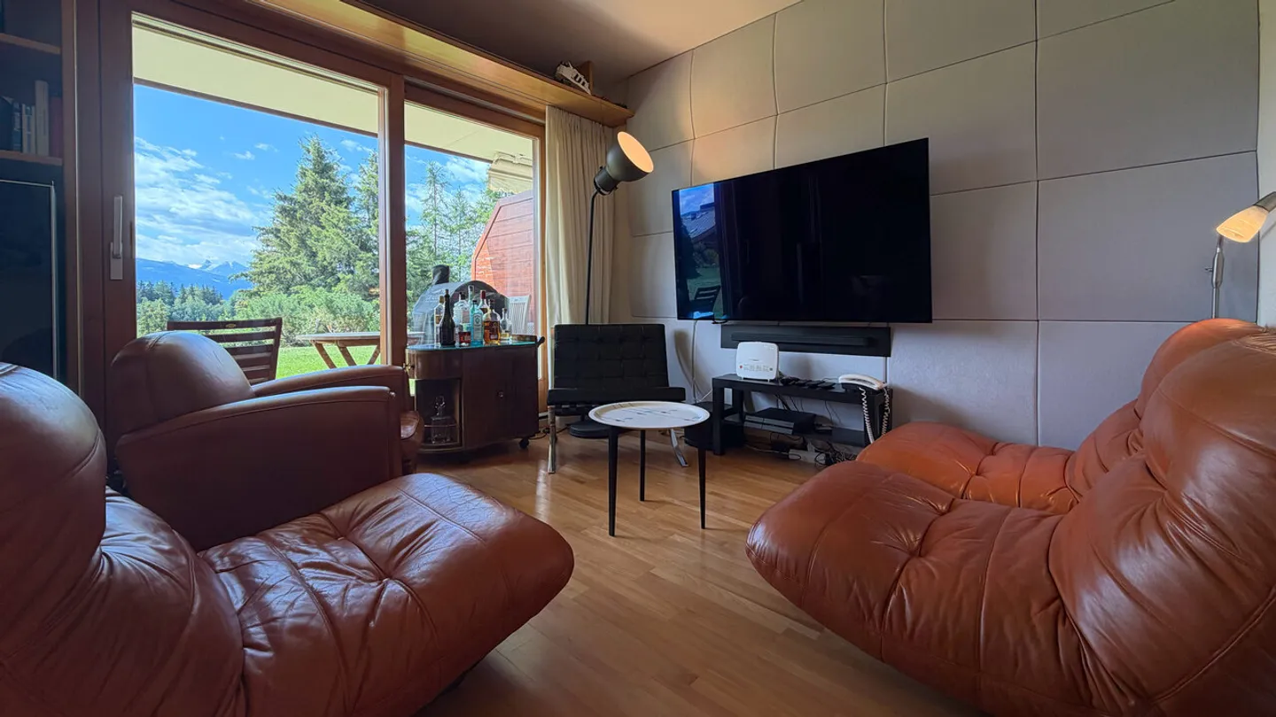 Charmante Wohnung in Crans-Montana - Foto 2 von 11