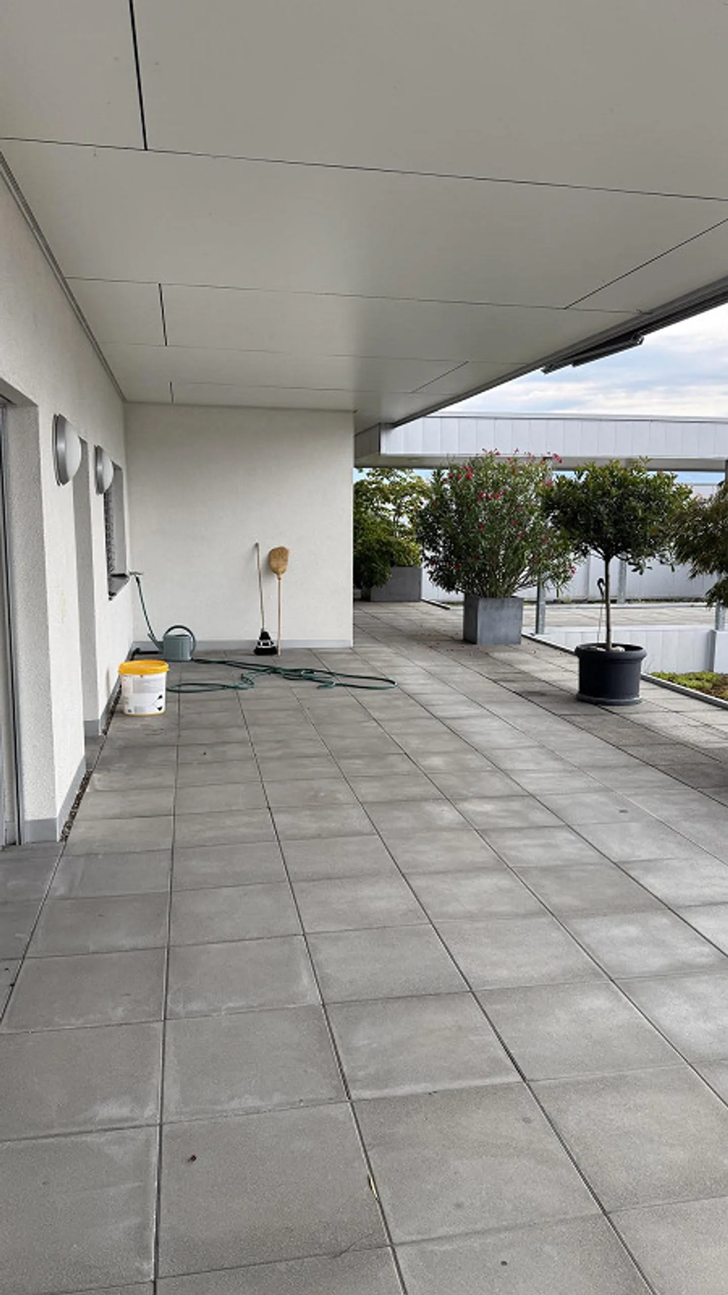Geräumige Dachwohnung - Foto 2 von 7