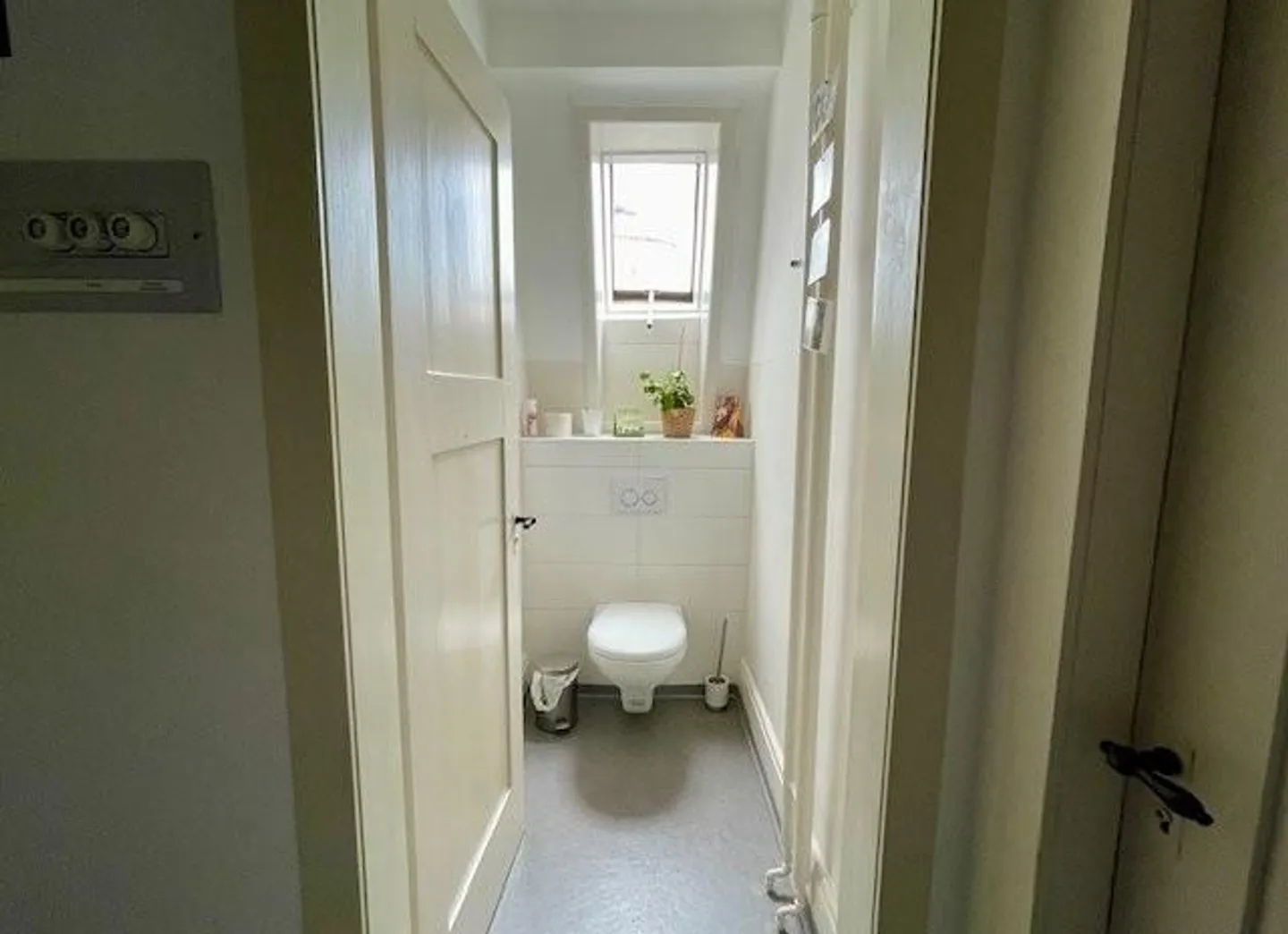 Appartement sous les combles 2.0 chambres élégant pour se sentir bien - Photo 8 sur 9