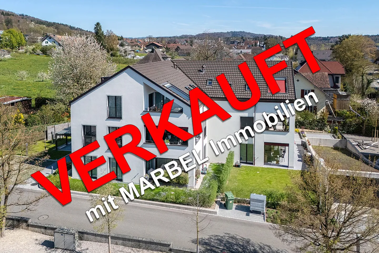 VENDU - Appartement de jardin exclusif de 4,5 pièces en excellent état - Photo 1 sur 2