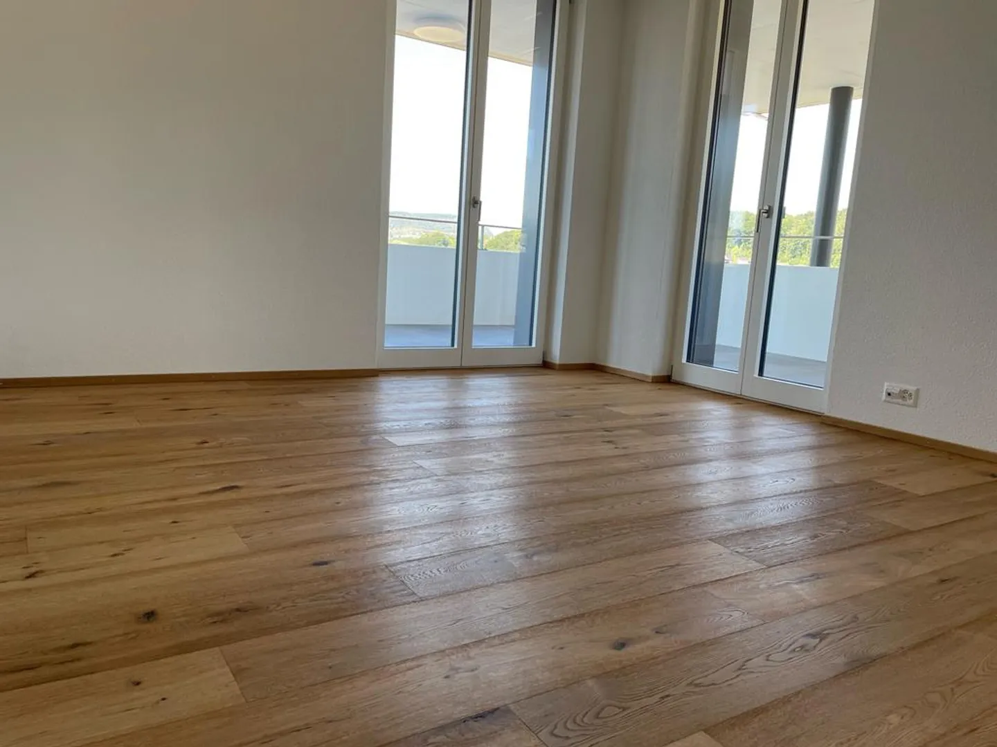 Moderne Wohnung mit Balkon - Foto 8 von 11