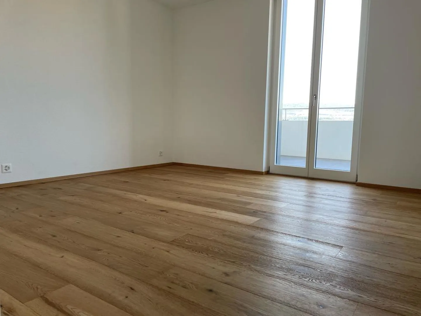 Moderne Wohnung mit Balkon - Foto 10 von 11