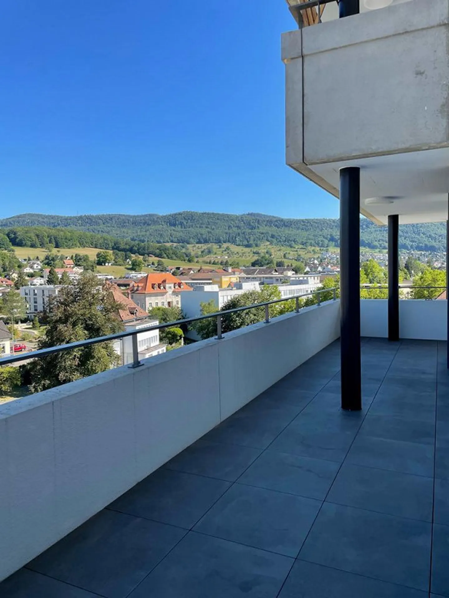 Moderne Wohnung mit Balkon - Foto 11 von 11