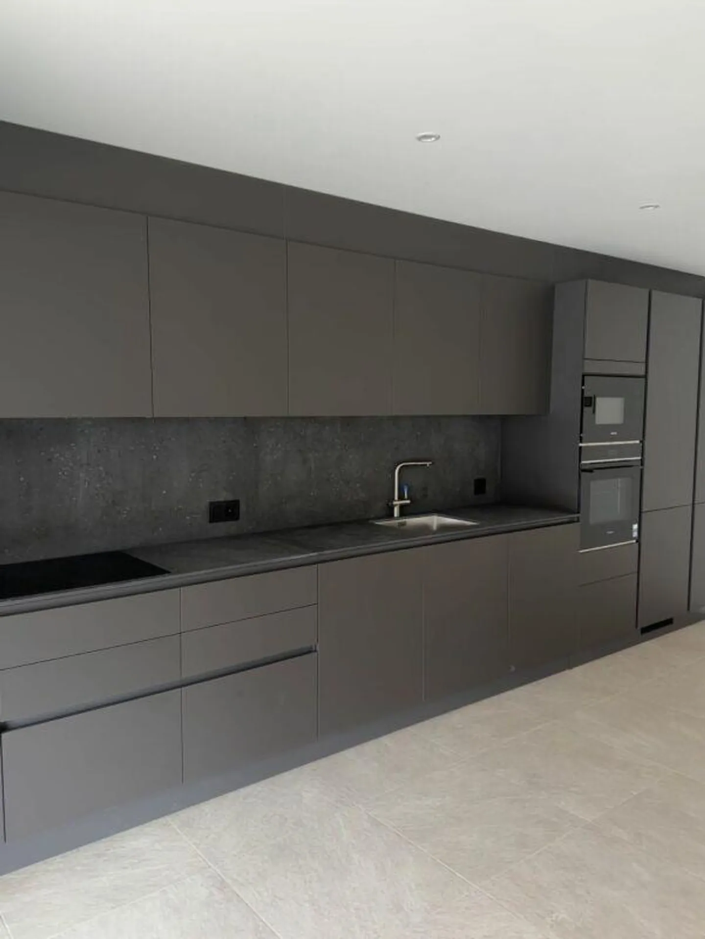 Appartamento di Lusso con Vista Lago - Foto 3 di 10