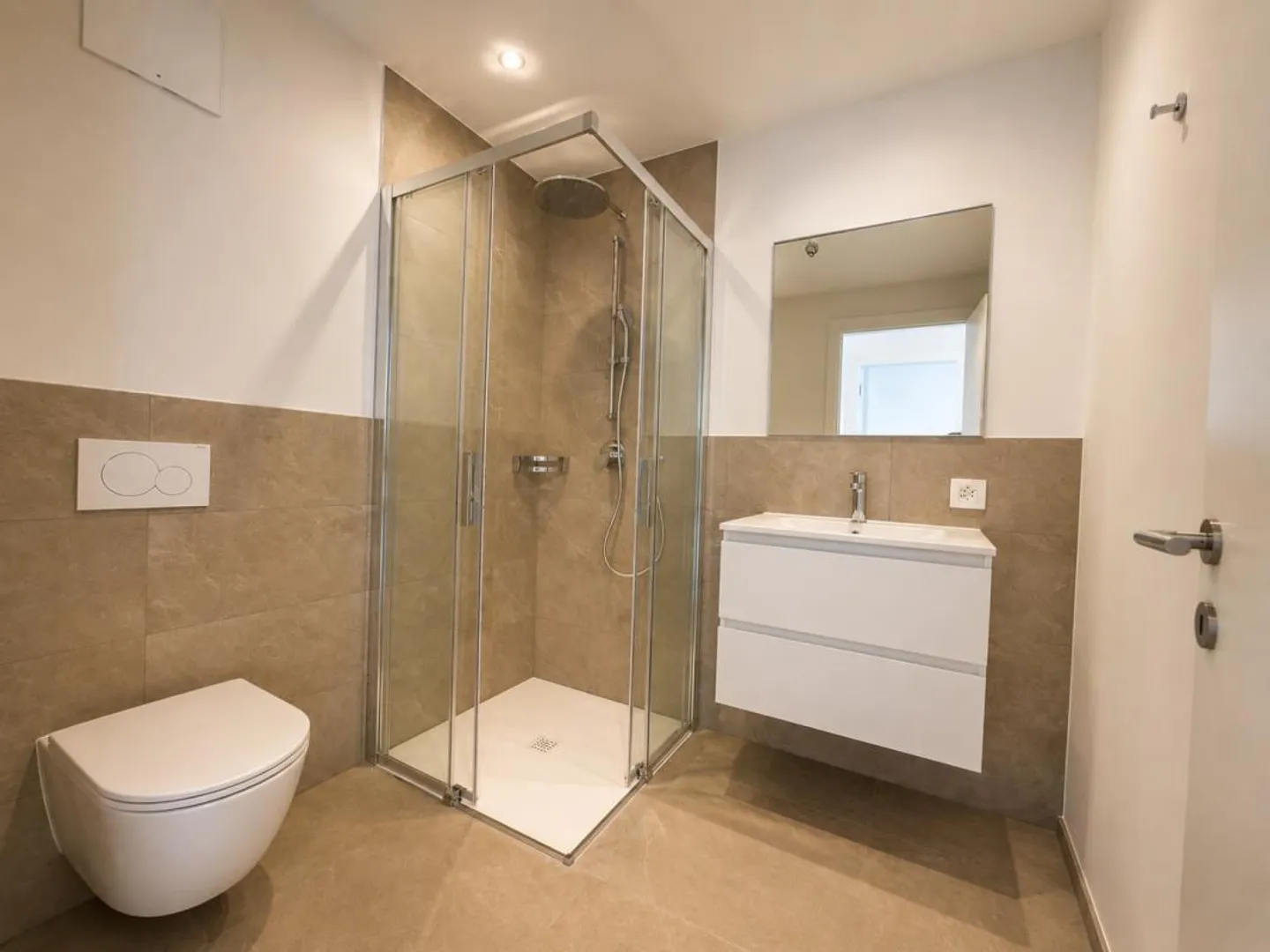 Appartamento di Lusso con Vista Lago - Foto 9 di 10