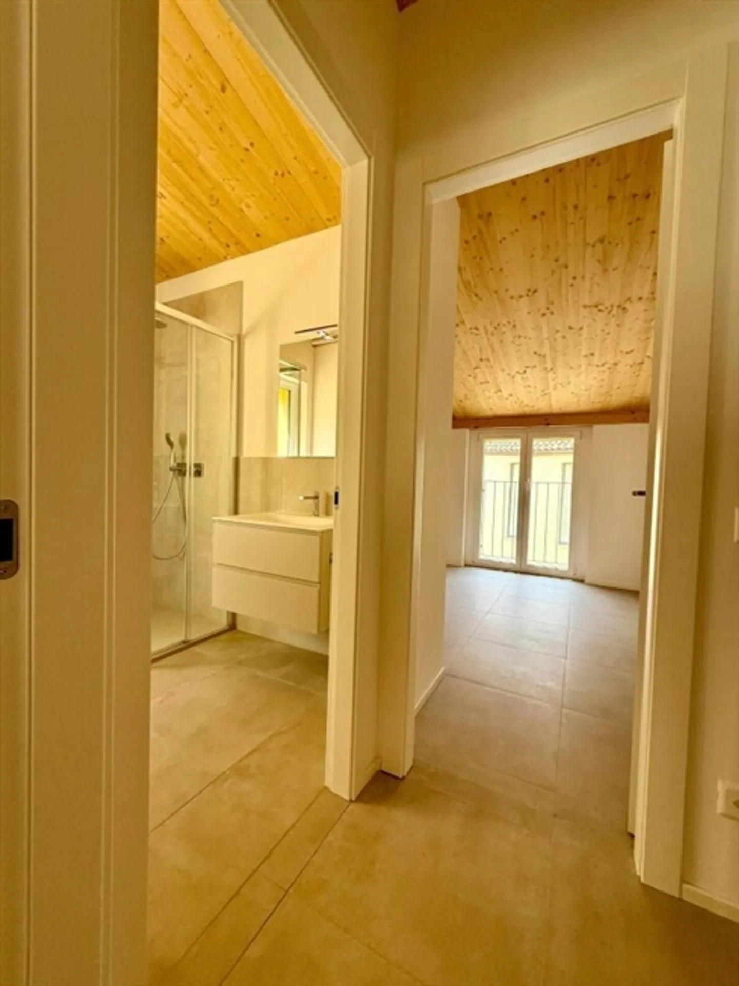 «CADRO 4.5 Alkoven | Neu | Miete 2'200 | Ausgaben 300» - Foto 4 von 10