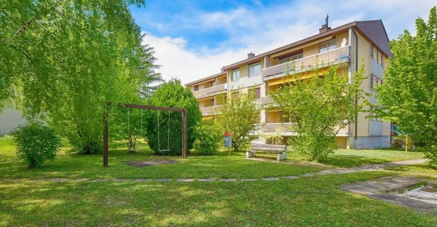 Geräumige Wohnung mit viel Platz und Licht - Foto 1 von 8