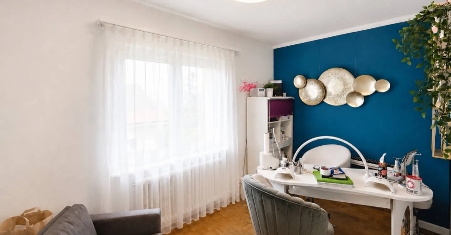 Individual villa with independent studio - Photo 7 of 13