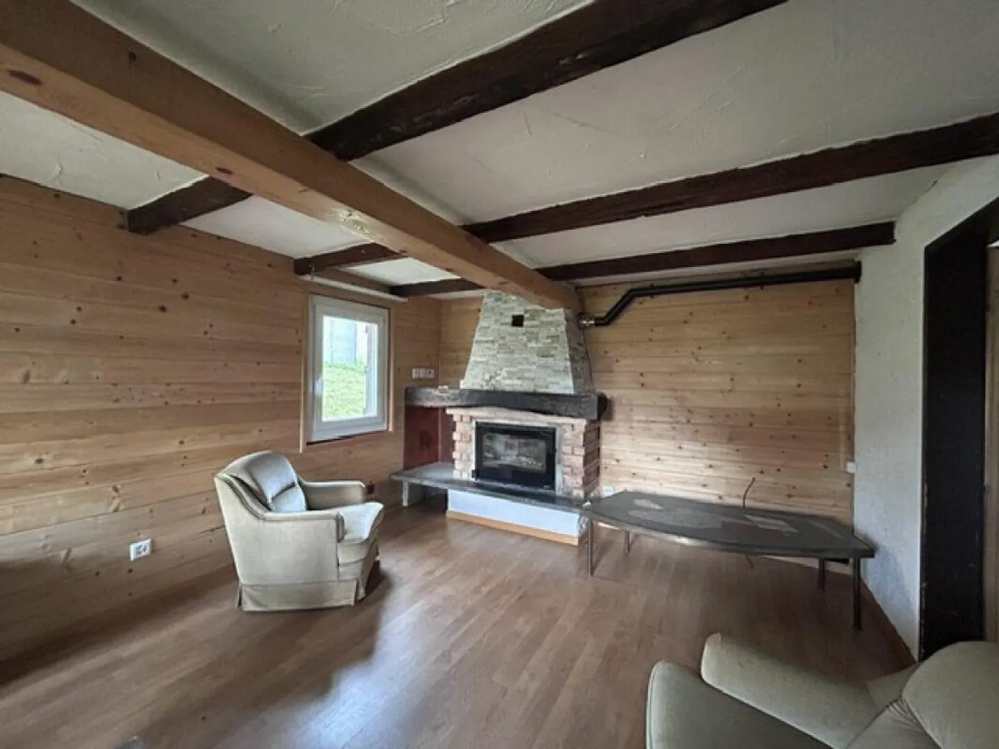 ZU VERMIETEN CHARAKTERISTISCHES RUSTIKAL / CHALET IN NANTE - ALTA LEVENTINA - Foto 3 von 13